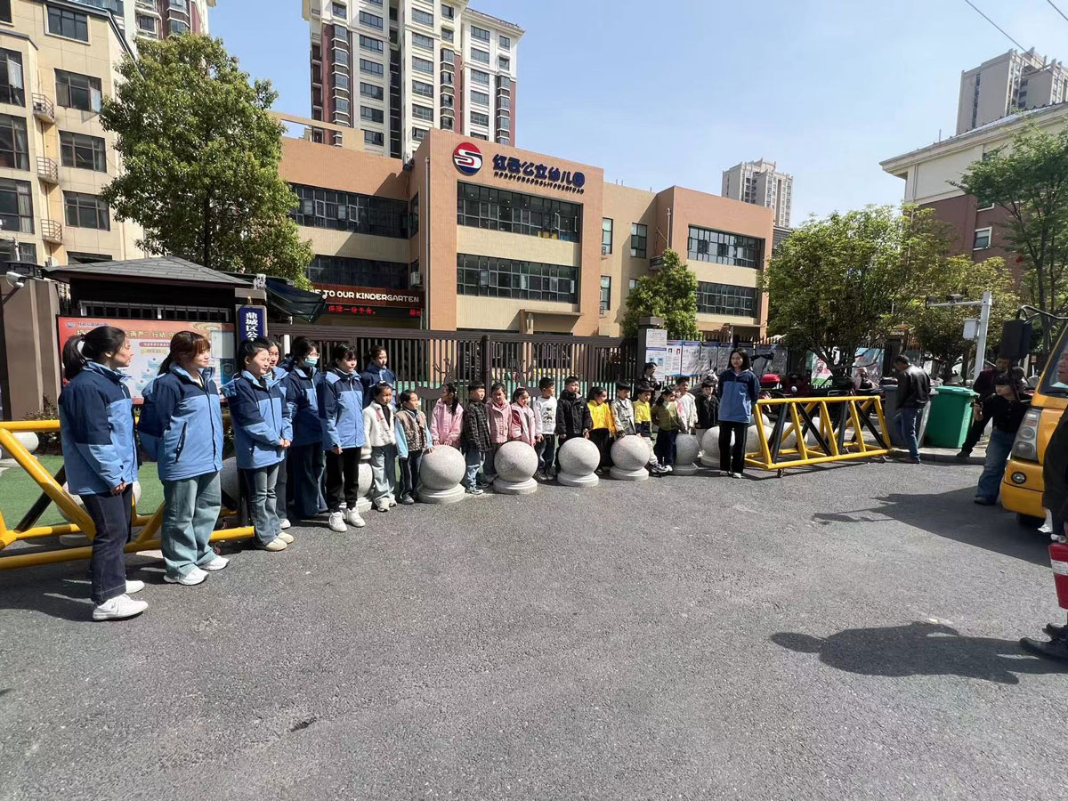 常德市湘北汽車運(yùn)輸有限公司,常德包車客運(yùn),常德旅游服務(wù),校車服務(wù)