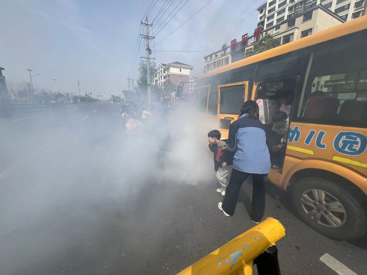 常德市湘北汽車運(yùn)輸有限公司,常德包車客運(yùn),常德旅游服務(wù),校車服務(wù)