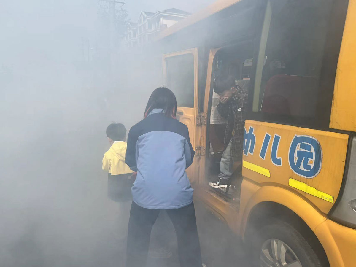 常德市湘北汽車運(yùn)輸有限公司,常德包車客運(yùn),常德旅游服務(wù),校車服務(wù)